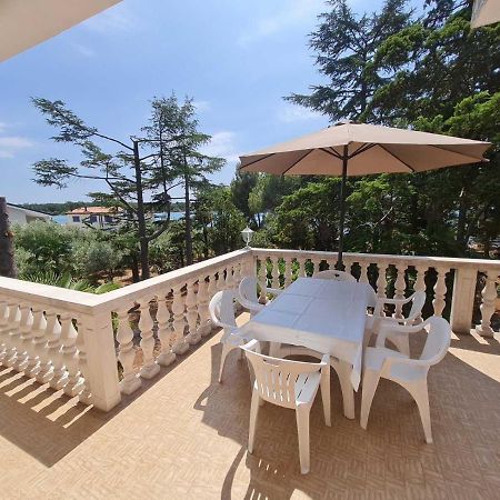 Lovrečica Apartments Bianca מראה חיצוני תמונה