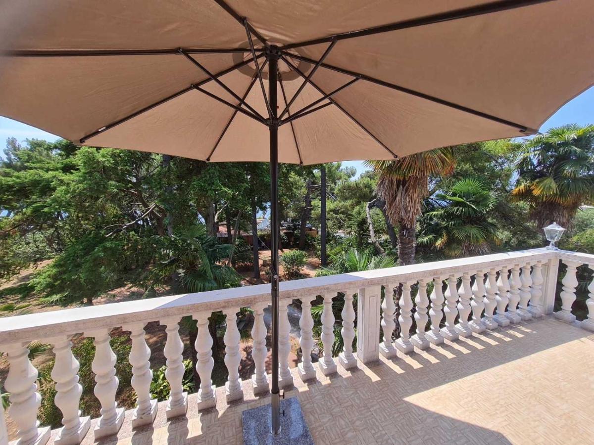 Lovrečica Apartments Bianca מראה חיצוני תמונה